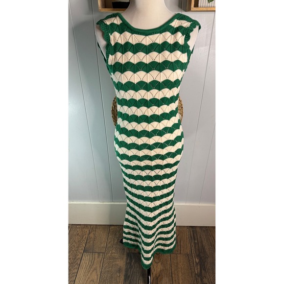 MISA Los Angeles Green Cream Crochet Maxi Dress Mermaid Fishtail Low Back Size M MISA Los Angeles Green Cream Crochet Maxi Dress Mermaid Fishtail Low Back Size M